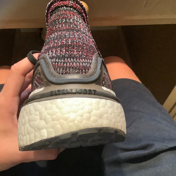 Ultra Boost - Picture 2 of 6